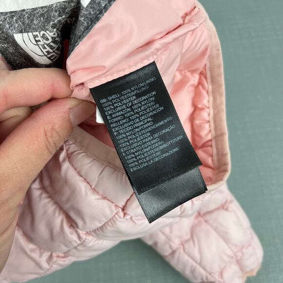 The North Face Baby ThermoBall Hooded Jacket Pink 3-6 Months - Picture 6 of 7